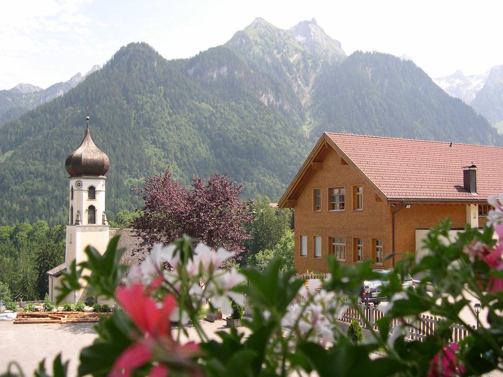 Hotel Garni Brigitte Bürserberg Dış mekan fotoğraf